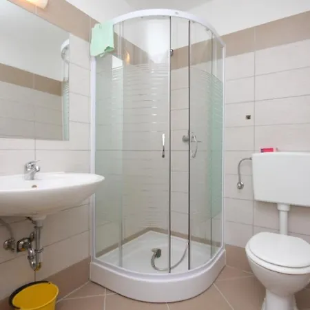 Vakantiehuis House With A Parking Space Sali, Dugi Otok - 8138 Sali