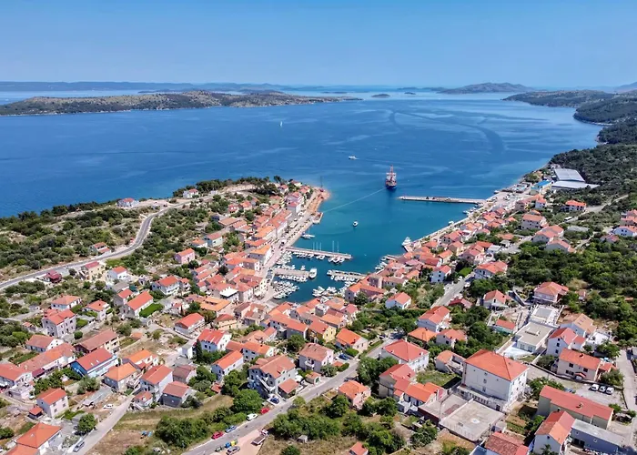 House With A Parking Space Sali, Dugi Otok - 8138 펜션 *